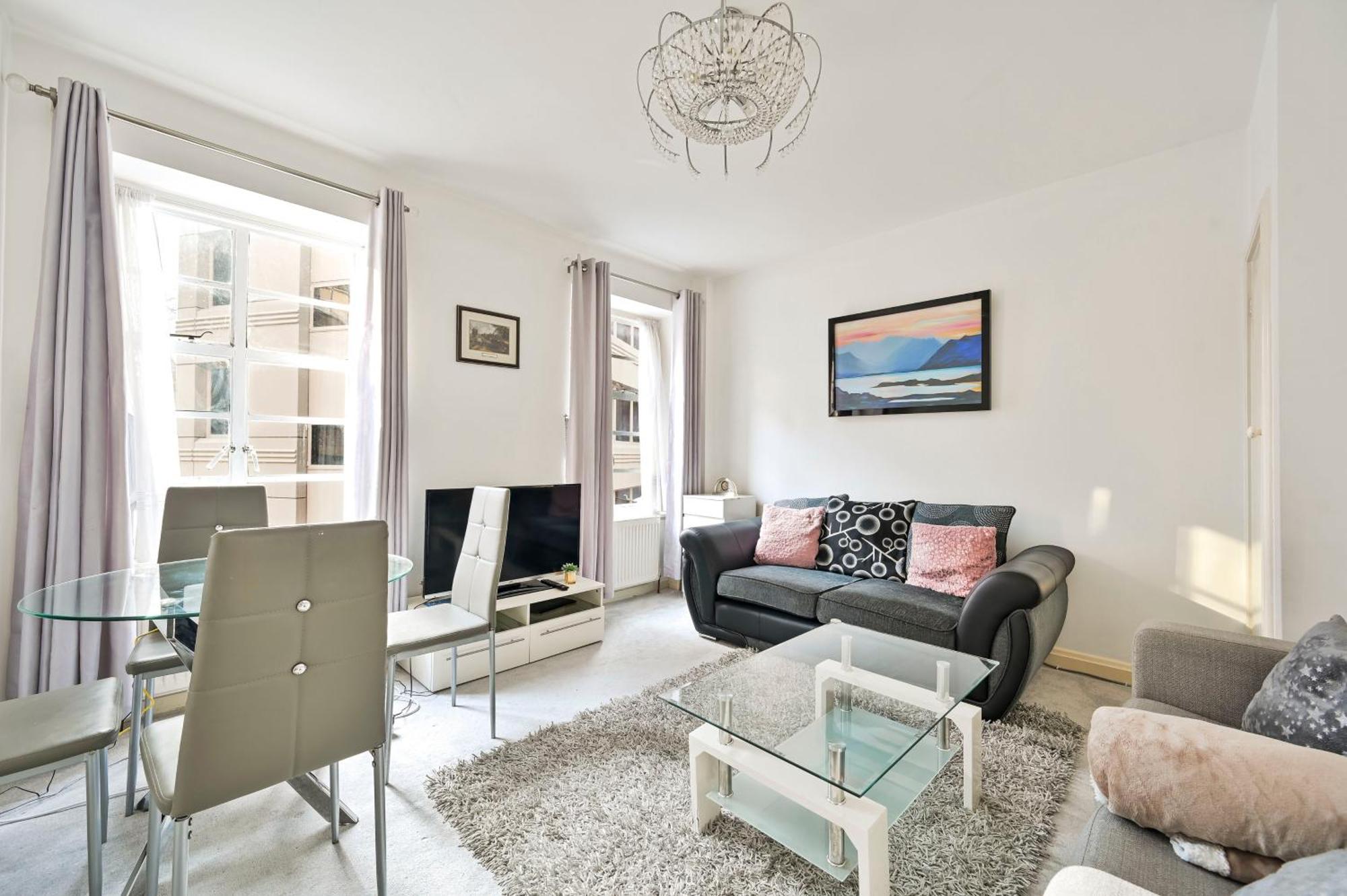 Apartment Westminster Flat For Families & Business Travelers, Steps To Landmarks! *