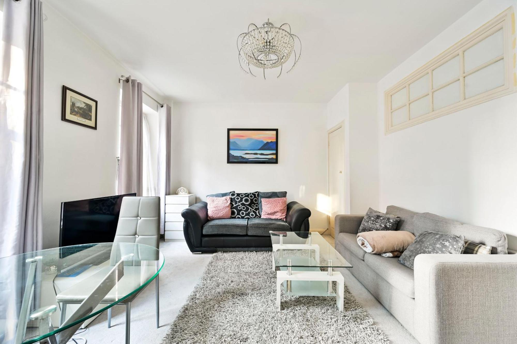 Westminster Flat For Families & Business Travelers, Steps To Landmarks! *