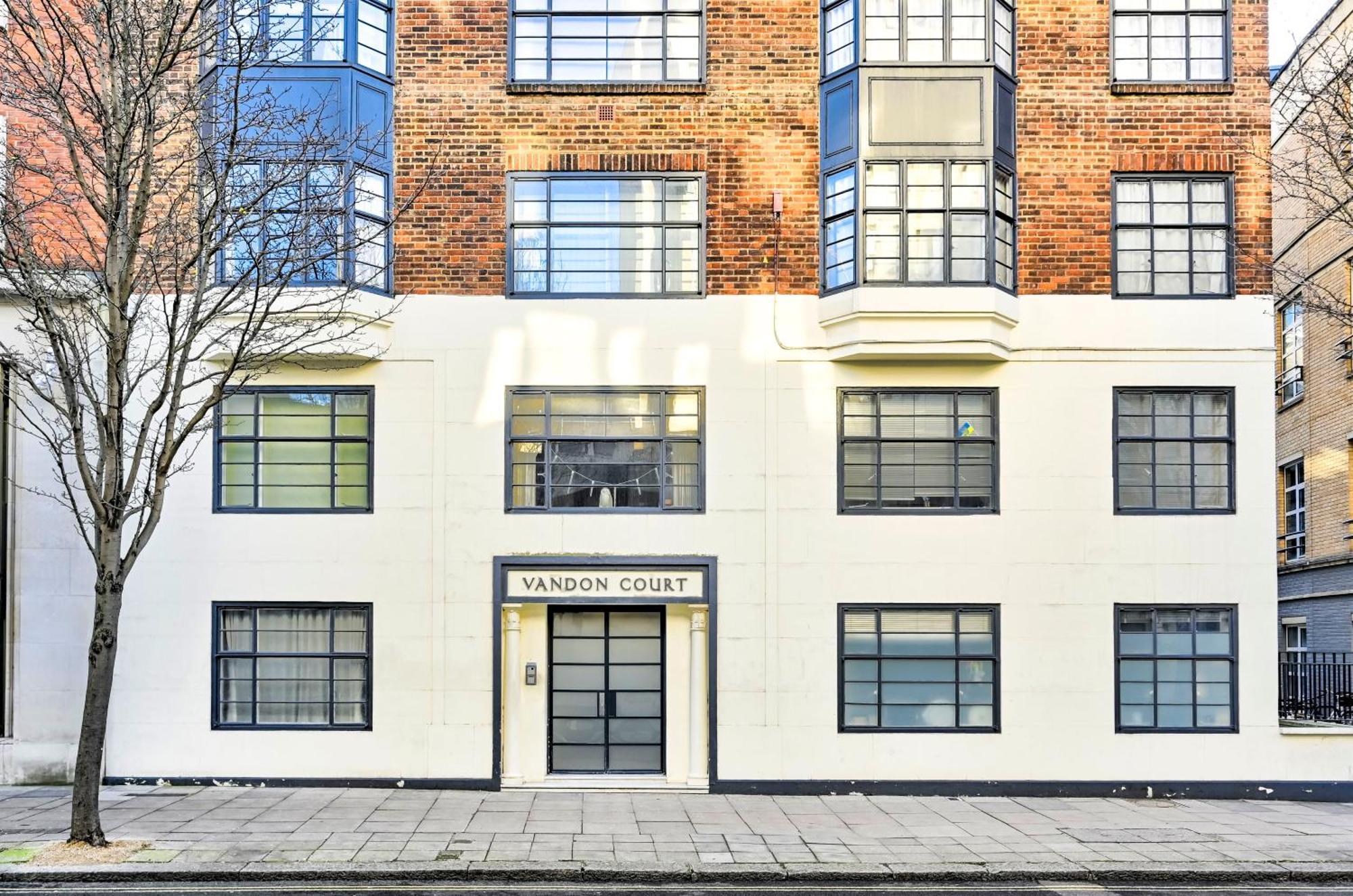 Apartment Westminster Flat For Families & Business Travelers, Steps To Landmarks! London